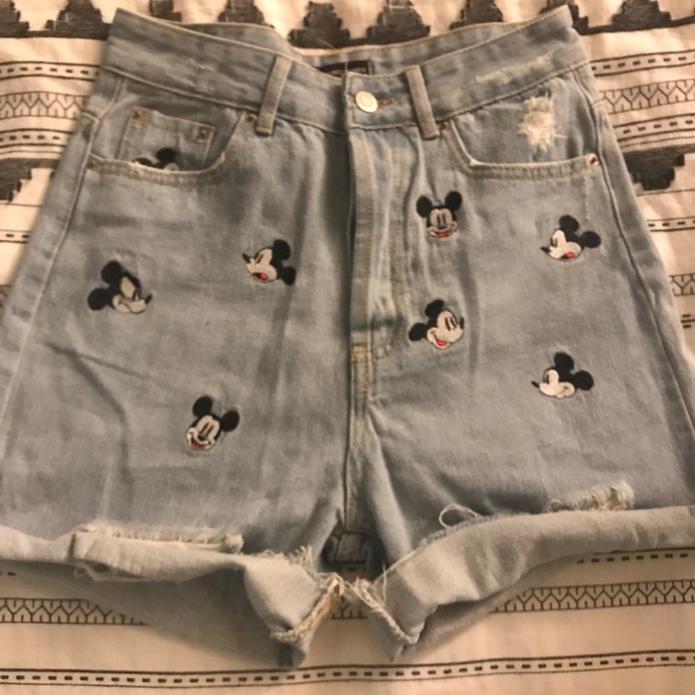 High waisted Mickey Mouse shorts 27 waist